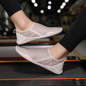 Bronoir™ Hike - Barefoot Shoes