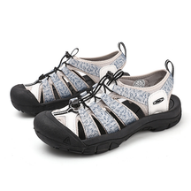 Bronoir Ilyrene – Lightweight & Arch-Supportive Walking Sandals